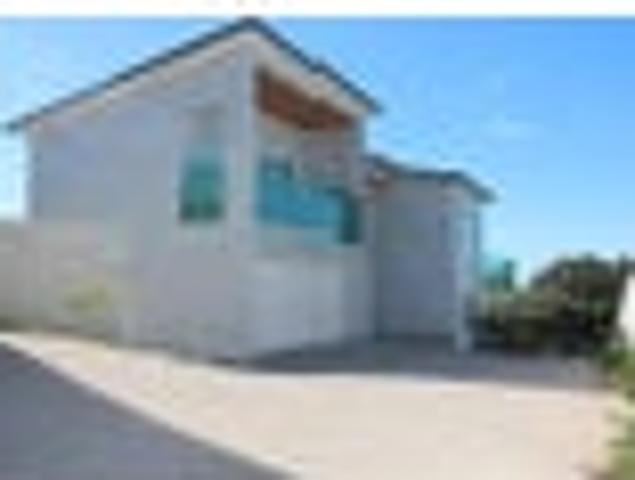 Castor Bay, 5 bedrooms, $1400 pw