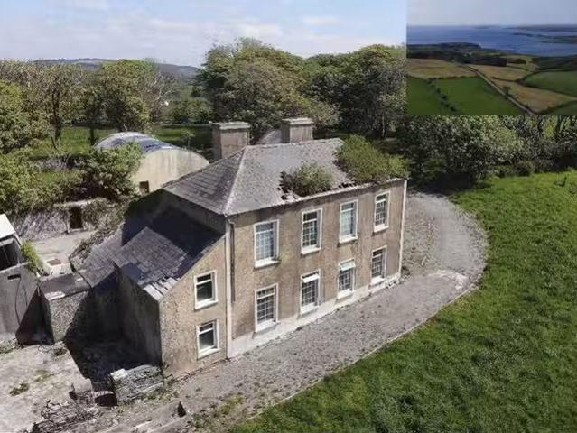 Castleview House, The Paddock, Aughadown, Church Cross, Co. Co.