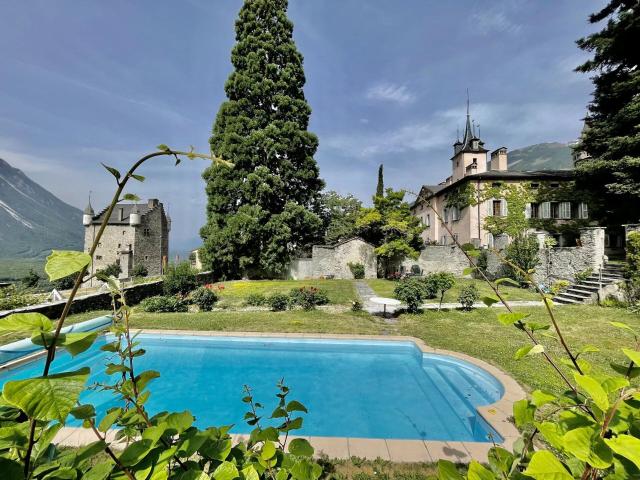 Castle on sale in Leuk Stadt 7 227 m² | dreamo. Ch