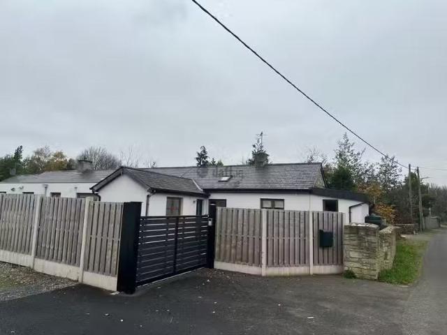 Castle View, Newcastle, Co. Wicklow is for rent
