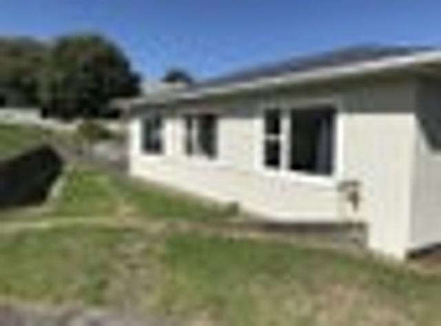 Castlecliff, 3 bedrooms, $520 pw