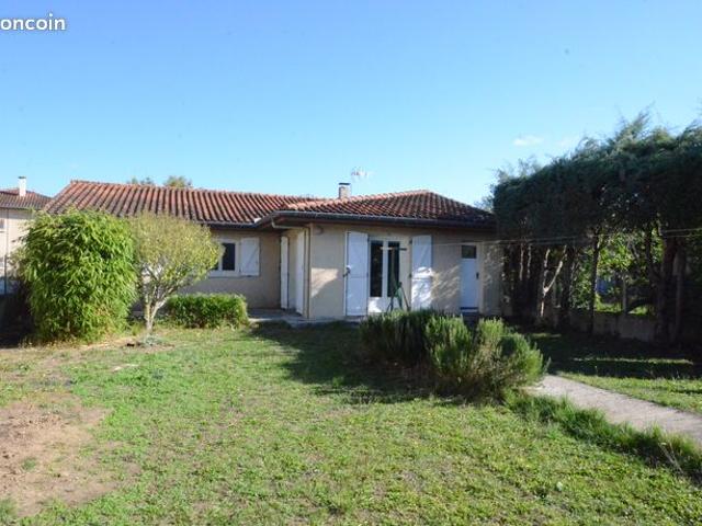 CASTRES, Villa de type 4 avec garage et jardin