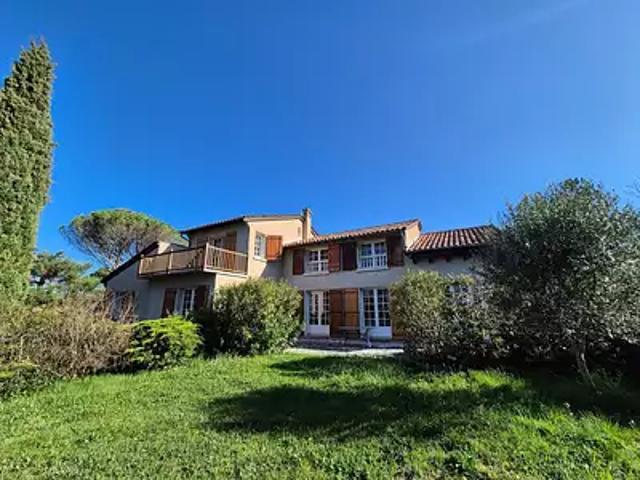 Castres 81100 Achat / Vente maison 8 pièces t8 jardin terrasse