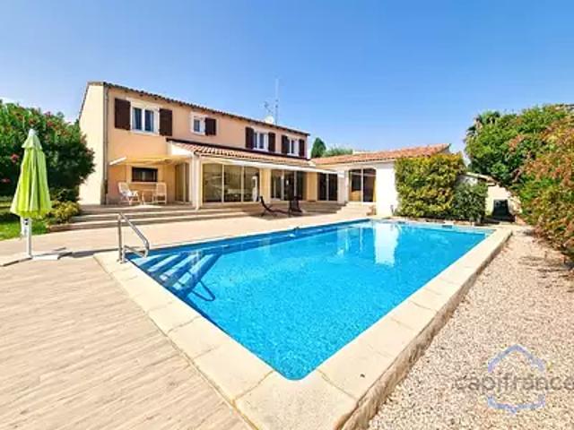 Castries 34160 Achat / Vente maison 7 pièces t7 piscine jardin