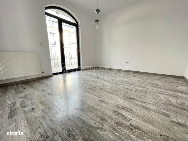 Casă 3 camere 75mp + teren 220mp | Miroslava