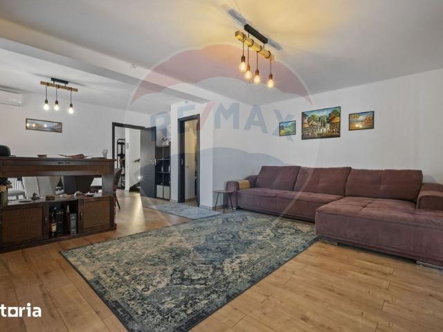 Casă 4 Camere + Mansardă | Ghencea | Curte Spațioasă cu Gazon