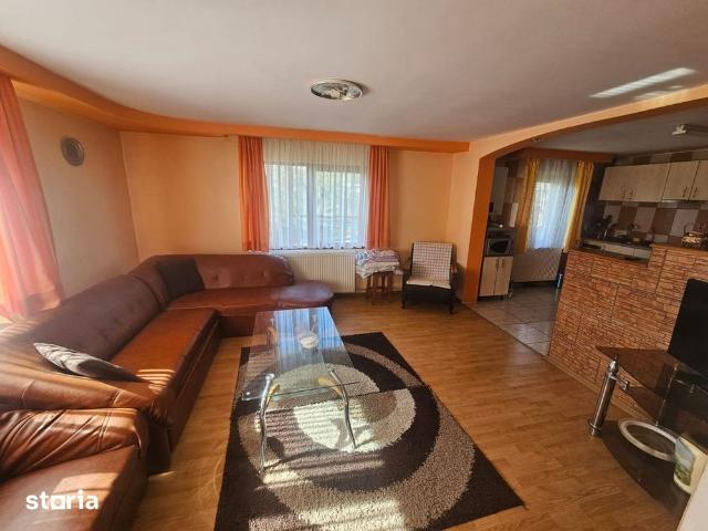 Casă de închiriat în Curtea de Argeș, zona Capul Dealului