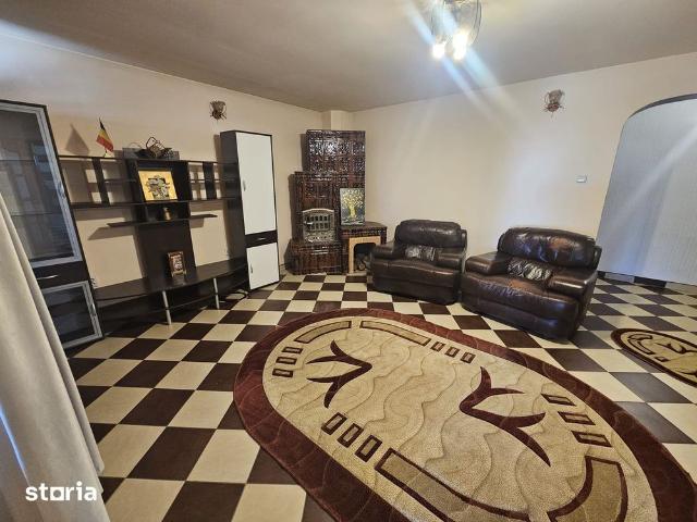 Casă de închiriat în Curtea de Argeș