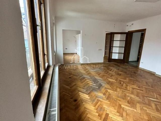 Casă de închiriat in zona centrală a orașului Sighișoara, Mureș