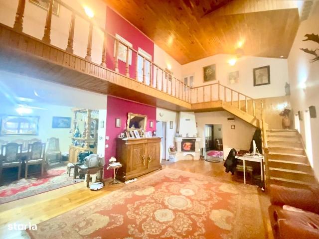 Casă de vânzare – 7 dormitoare, 2 băi – Oradea, zona Velenta