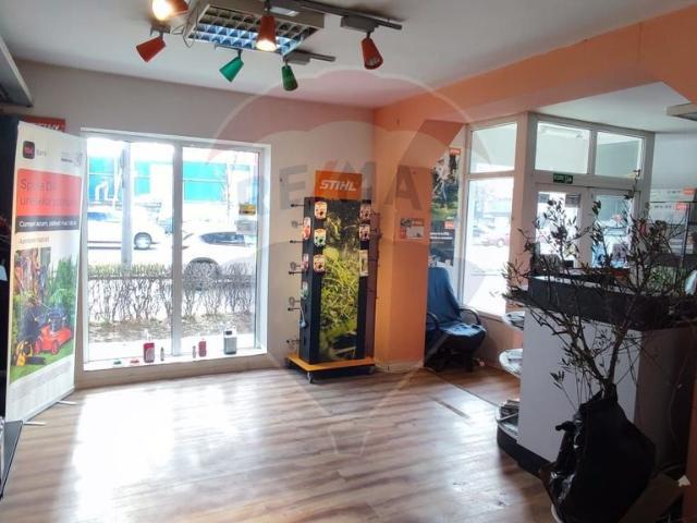 CASĂ DE VÂNZARE cu spatiu comercial in Baia Mare
