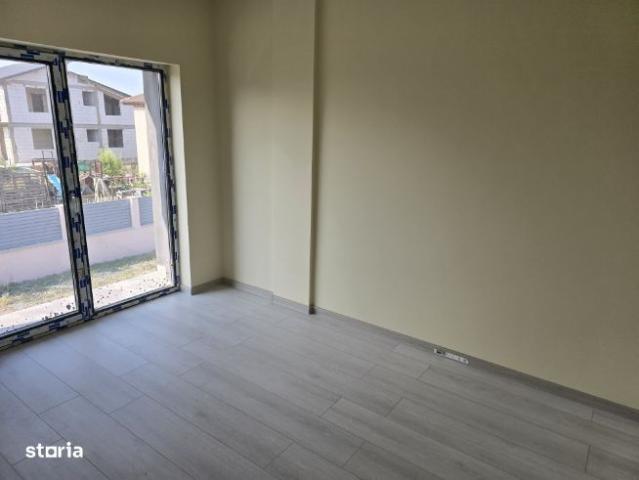 Casă de vânzare in Lazu cu 4 camere la 150.000 €