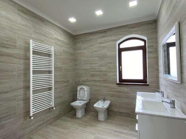 Casă deosebită, finisată, construcție nouă, stil mediteranean