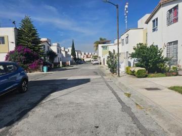 Cas en venta Paseos de la Plata Pachuca