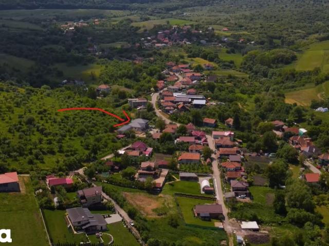 Casă modernă cu garaj, un nivel, grădină superbă – 8 min de Cluj