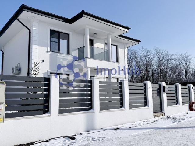 Casă modernă cu 4 cam Hlincea