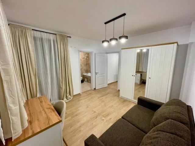 Casă modernă de închiriat în Otopeni | 2 locuri de parcare
