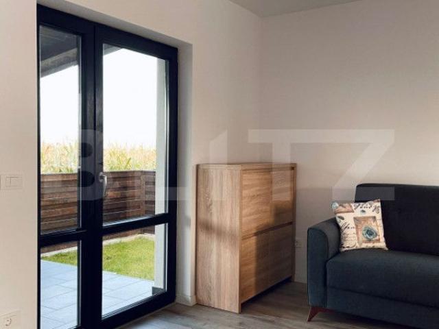 Casă modernă, tip duplex, de inchiriat, 88 mp + 200 mp ter