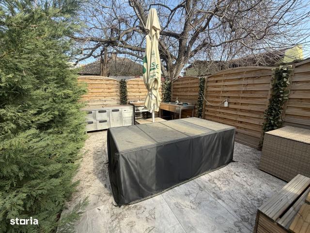 Casă nouă cu 7 camere, mansardă utilizabilă