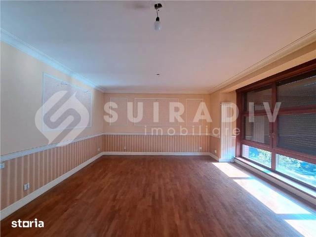 Casă stil clasic de închiriat – Gruia | 502 mp utili | 500 mp teren