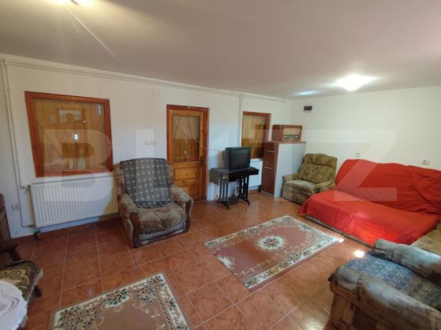 Casă P + E + M parte din duplex, 227 mp utili, 571 mp teren