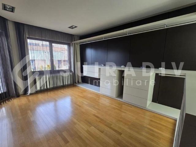 Casă premium | 300 mp utili | Garaj, saună și curte privată | Bună Ziua
