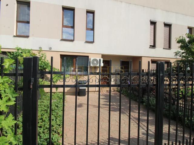 Casă renovată, prima închiriere | Dumbrăvița aproape de pădure