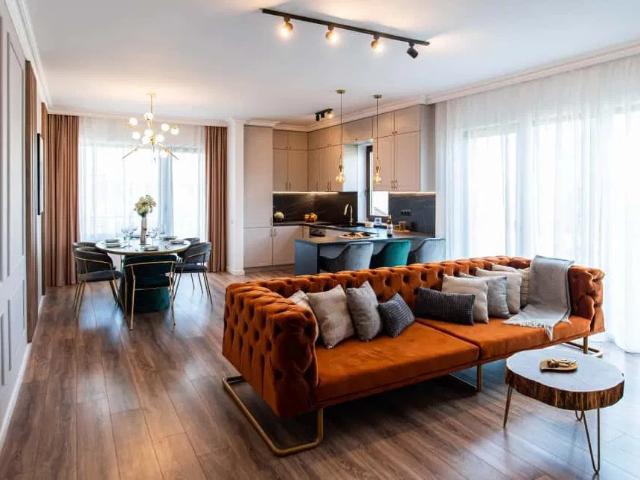 Casă tip duplex, 138 mp, curte, garaj, zona Vivo