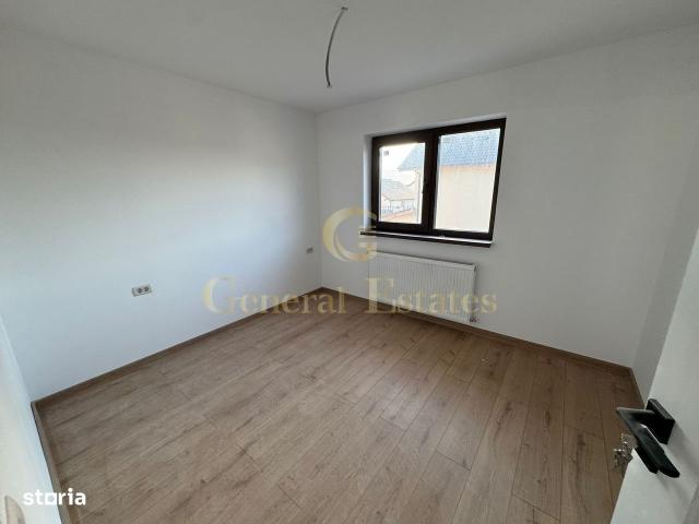 Casă tip duplex de vânzare la Pret de apartament