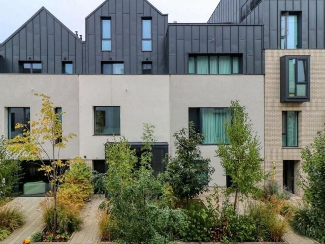 casă tip townhouse în avalon estate | mobilată și utilată
