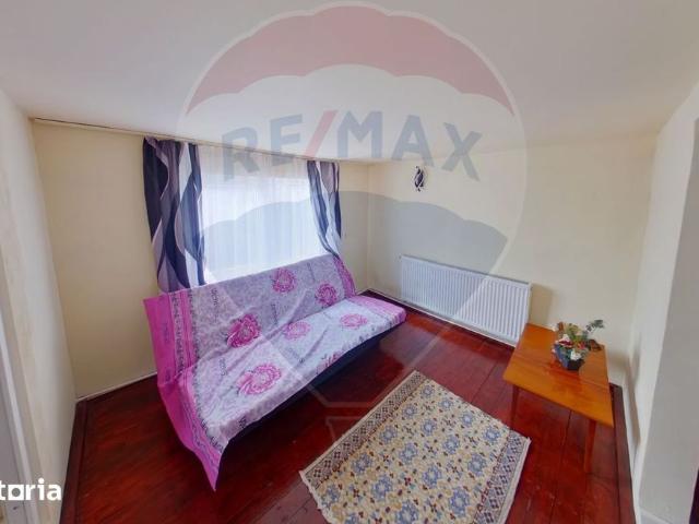 Casă / Vilă cu 4 camere de închiriat