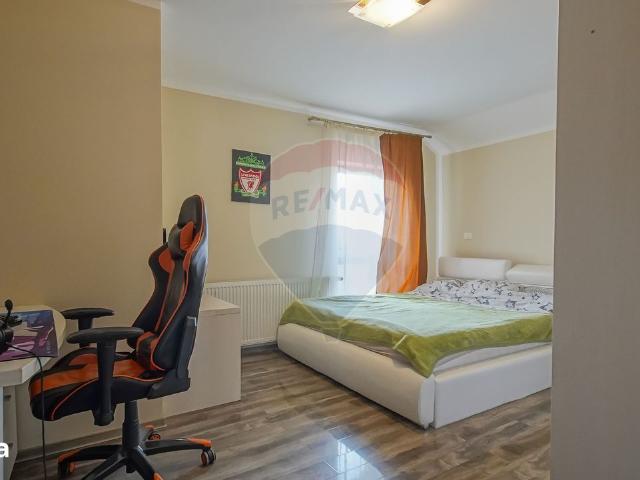 Casă / Vilă cu 5 camere de vânzare