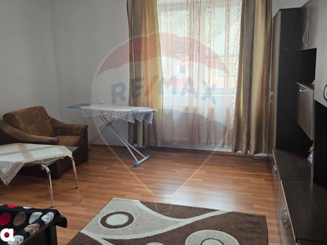 Casă / Vilă cu 5 camere de vânzare