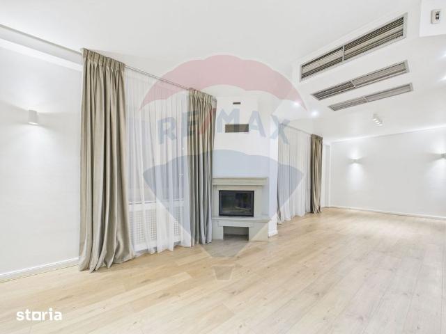 Casă / Vilă Pipera cu 7 camere de închiriat
