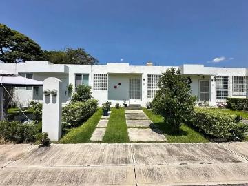 Casa muy cerca de las Estacas  Morelos