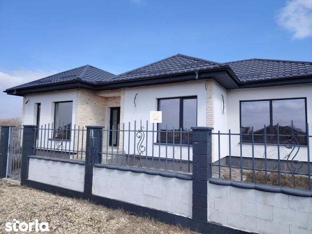 Casa Manastirea 4 camere