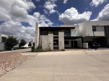 CASA MARMOTA EN VENTA EN ST ANGELO