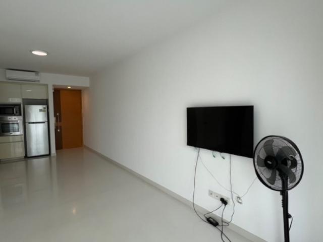 Casa Merah Condominium For Rent, $4,200, 2 Bed 2 Bath 947 sqft $4.44 psf