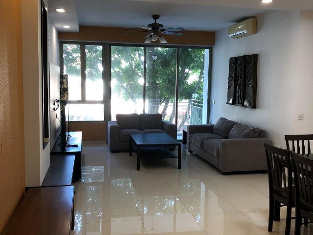 Casa Merah D16, Apartment