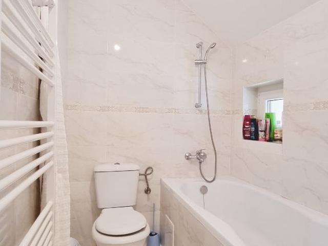 Casa mobilata | Duplex | Ipotesti | 102mp | Cu terasa si curte proprie