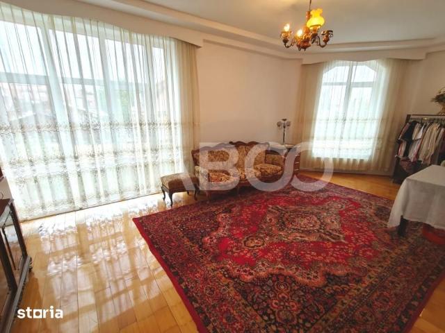 Casa mobilata si utilata 5 camere spatioase 2 bai de inchiriat Sibiu