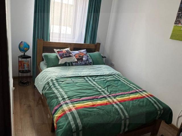 Casa moderna 4 camere 2 bai curte si parcare privata in Arhitectilor