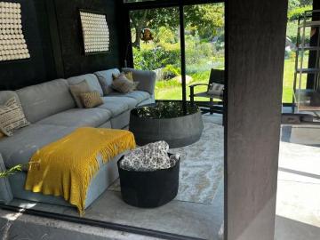Casa Moderna Amueblada en Valle de Bravo | Alberca, Roof y Pádel