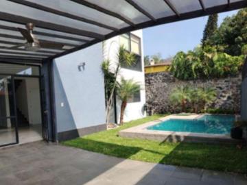 CASA MODERNA EN RENTA EN PALMIRA CON ALBERCA CLIMATIZADA Y ESTRICTA VIGILANCIA