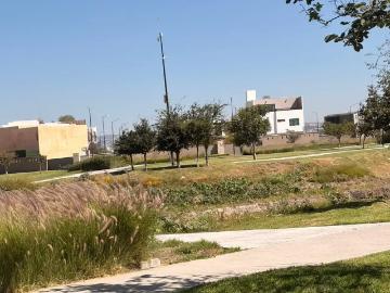 CASA MODERNA EN VENTA HACIENDA CARLOTA