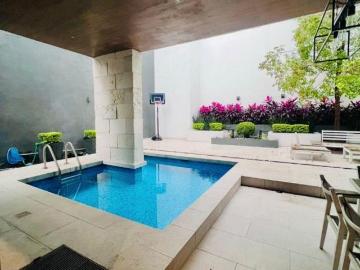 Casa Moderna y Equipada en Venta, en Catalonia Residencial, Zona San Jerónimo