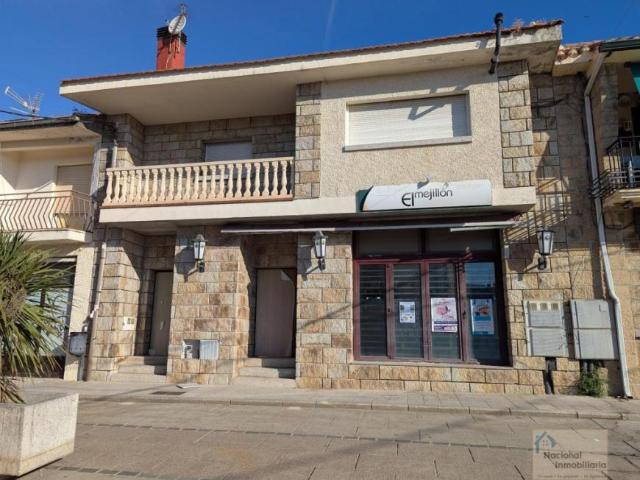 Casa Molinos Madrid 104179283