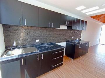 CASA NUEVA DE UNA PLANTA CON GRAN VISTA