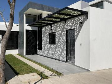 CASA NUEVA DE 1 PLANTA EN RESIDENCIAL MAYORAZGO LEÓN GTO