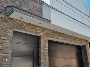 Casa Nueva en Col. Bugambilias en Jiutepec, Mor. $ 4.800.000.00